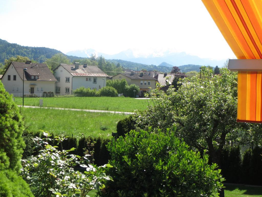 Bungalow Moewe Pörtschach am Wörthersee Pokoj fotografie